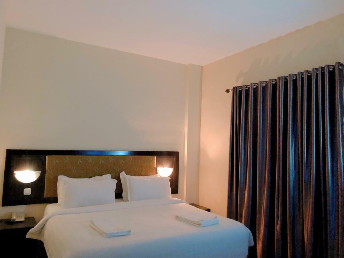Sei Hotel Banda Aceh Esterno foto